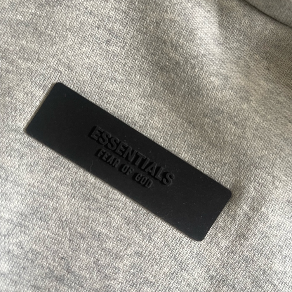 Gray Essentials Fear of God Hoodie - Picture 2 of 2